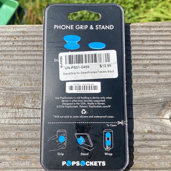 Pop Sockets Phone Grip and stand. Black - Picture 2 of 2